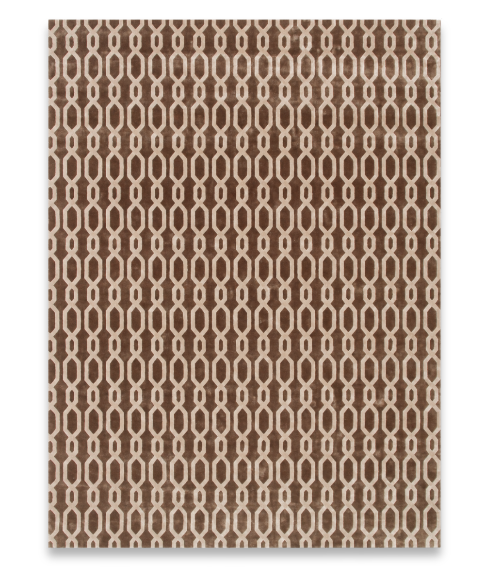 Chain hand tufted wool and bamboo silk carpet with beige chain links on brown